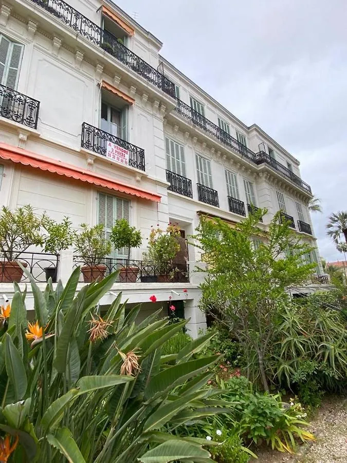 Apartment Pavillon D'Angleterre Au Coeur De La Ville Menton